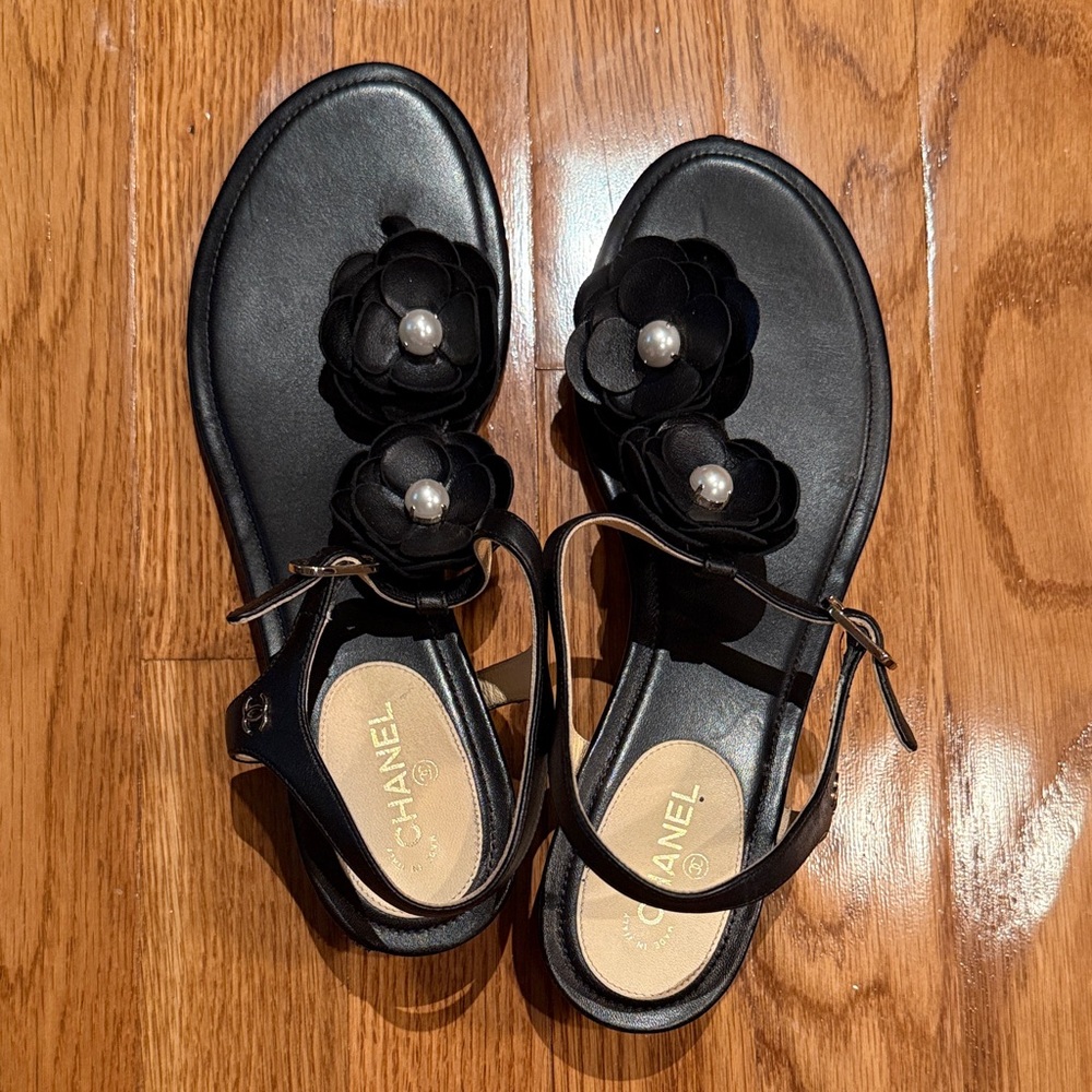 CHANEL Black Sandals with Floral Accents